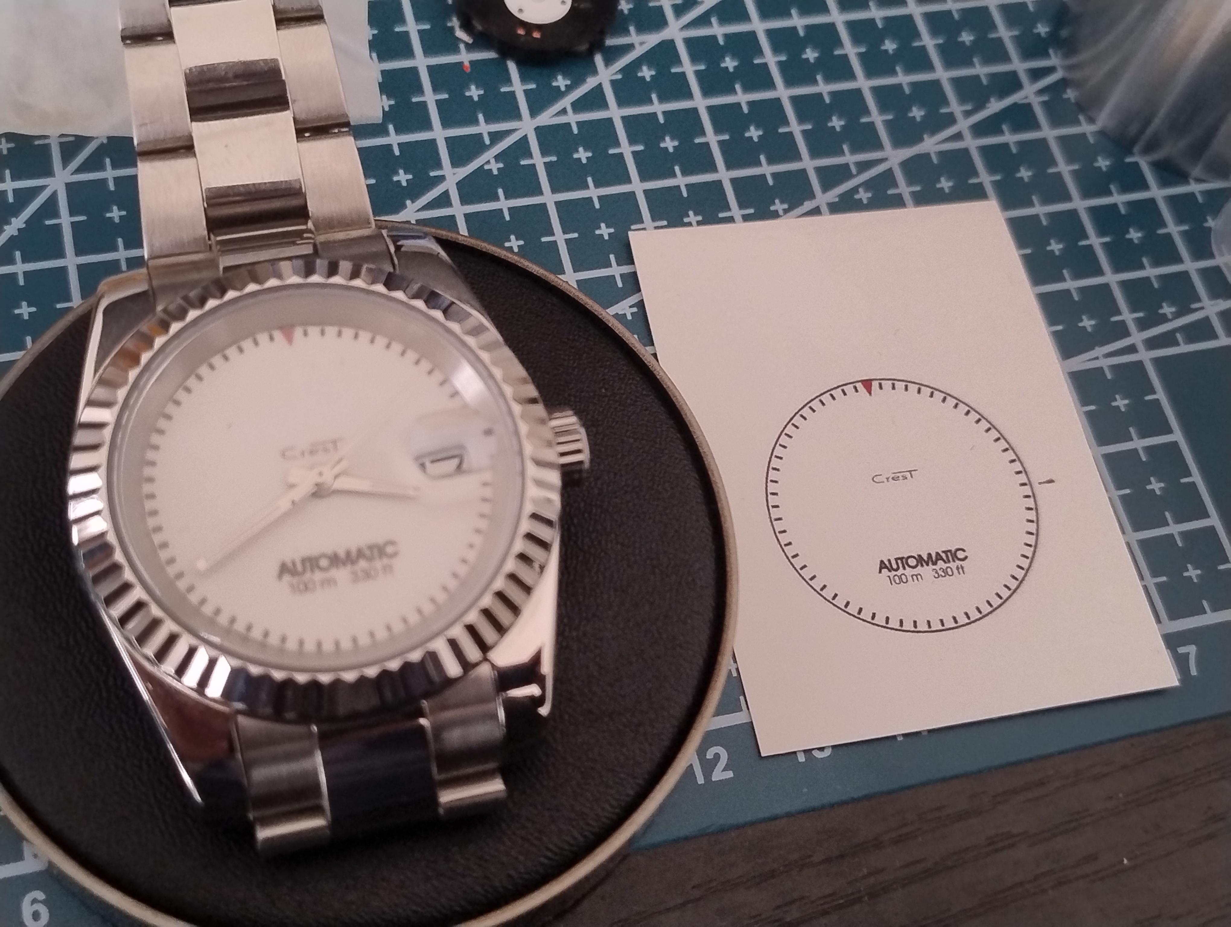 Crest Watch
